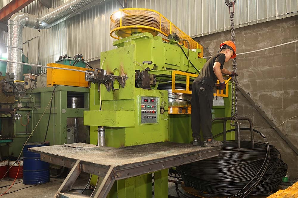 生產(chǎn)設(shè)備